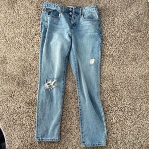 RSQ Light Wash Women’s Boyfriend Jeans With Rips